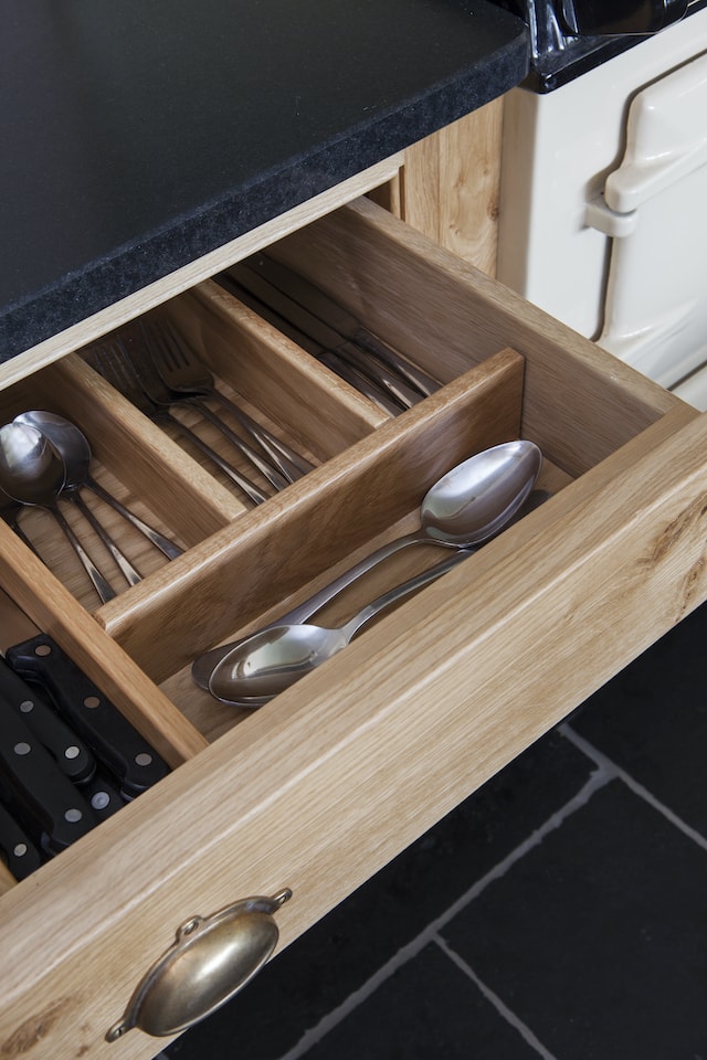 bespoke cutlery drawer